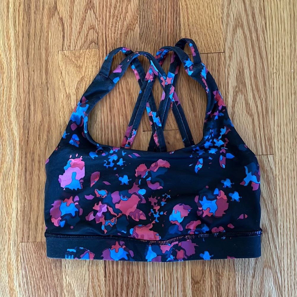 Lululemon sports bra size 2